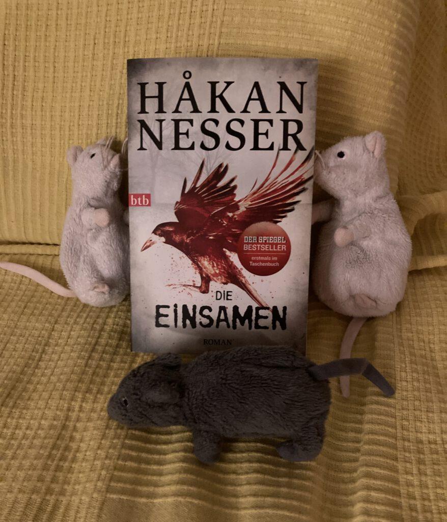 Foto von Buch „Die Einsamen“ von Håkan Nesser